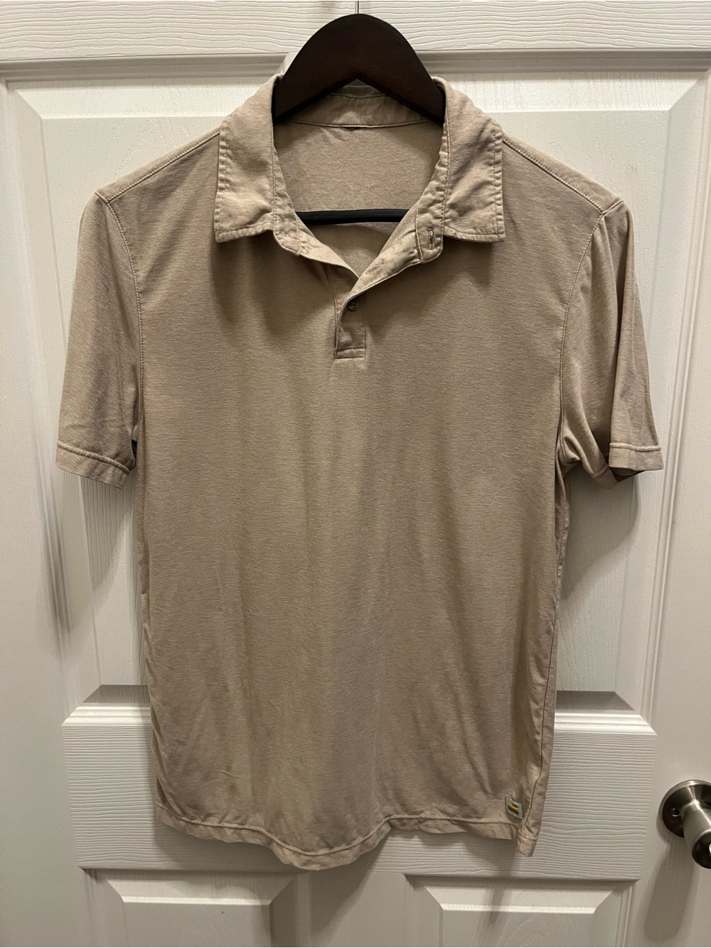Vuori Men's Strato Tech Polo in Light Beige